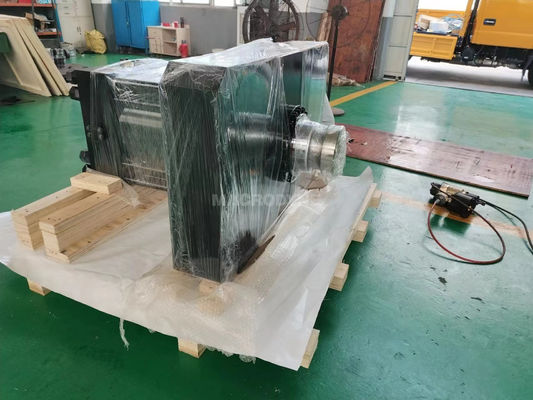Powerful Tie Rod Type Hydraulic Cylinder , Hydraulic Oil Cylinder For Shearing Machine